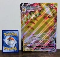 Pokémon JUMBO card Pikachu VMAX from Crown Zenith Special Collection - comparison with classic card